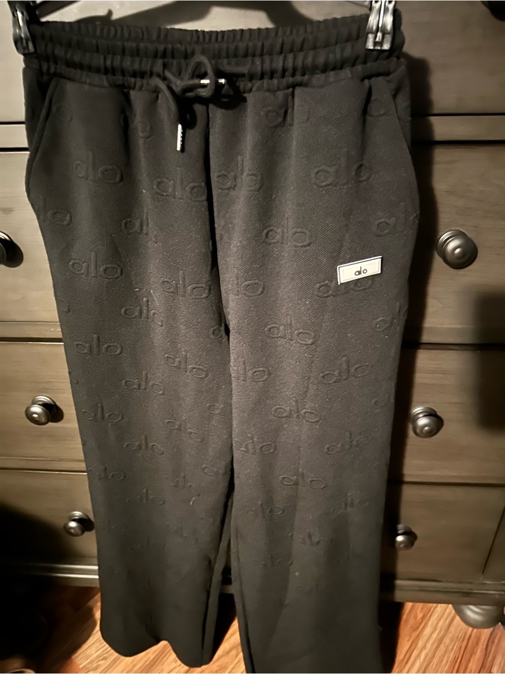 Alo Black Embossed Set top and pants - Picture 4 of 7